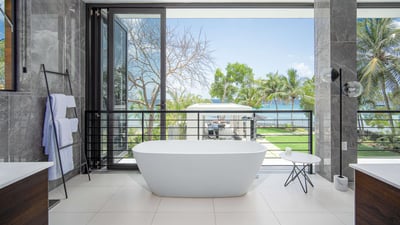 Luxury Villa Photo #29