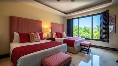 Luxury Villa Photo #17