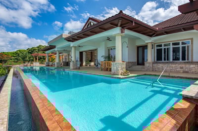 Luxury Villa Photo #9