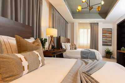 Luxury Villa Photo #23