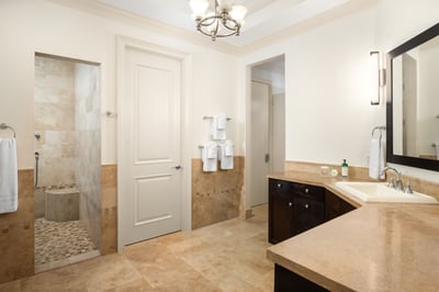 Luxury Villa Photo #9