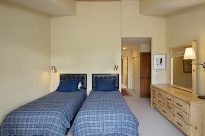 Luxury Villa Photo #11