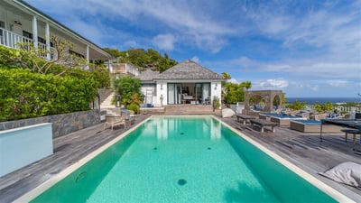 Luxury Villa Photo #4