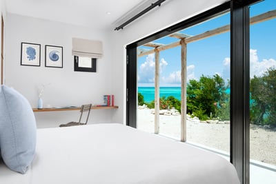 Luxury Villa Photo #37