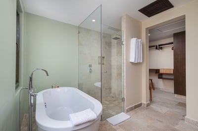 Luxury Villa Photo #61