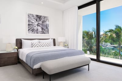 Luxury Villa Photo #9