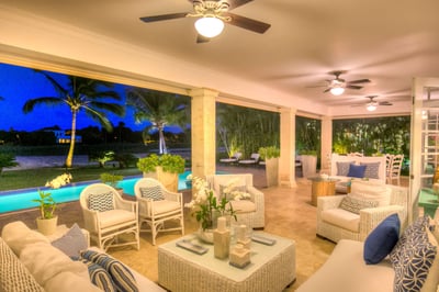 Luxury Villa Photo #7