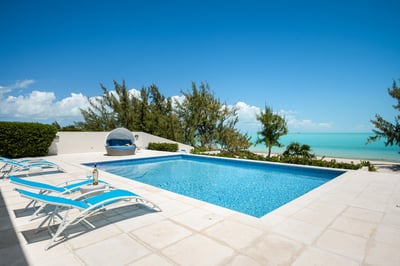 Luxury Villa Photo #25