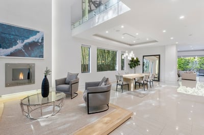 Luxury Villa Photo #10