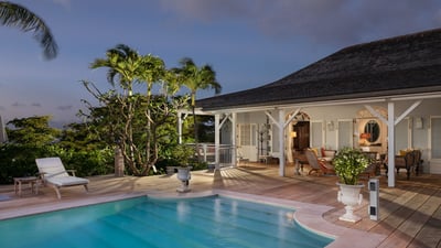 Luxury Villa Photo #4