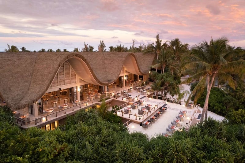 Grand 2 BDM Ocean Pool Villa