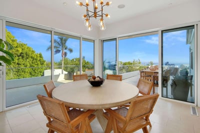 Luxury Villa Photo #7