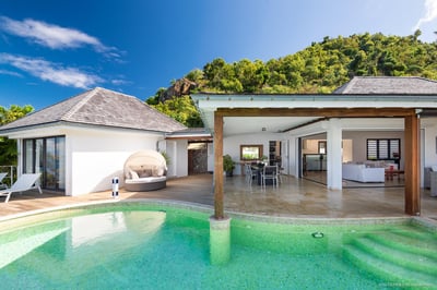 Luxury Villa Photo #5