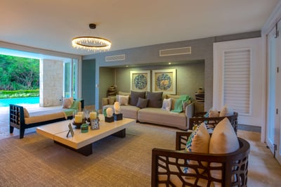 Luxury Villa Photo #42