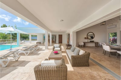 Luxury Villa Photo #10