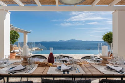 Luxury Villa Photo #8