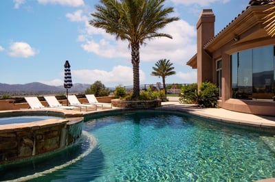 Luxury Villa Photo #3