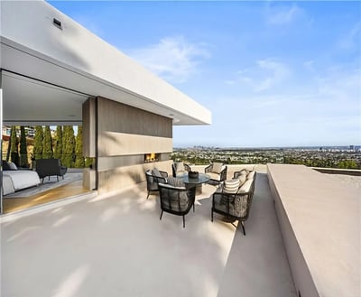 Luxury Villa Photo #17