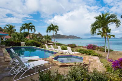 Luxury Villa Photo #5