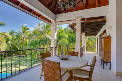 Luxury Villa Photo #9