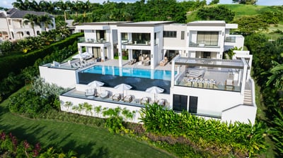 Luxury Villa Photo #2