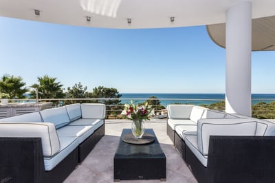 Luxury Villa Photo #13