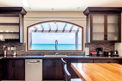 Luxury Villa Photo #18