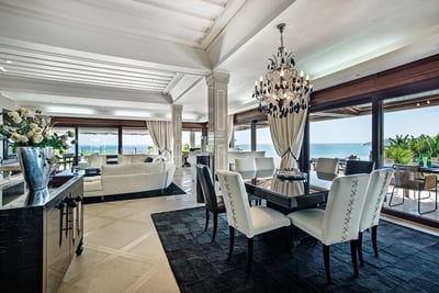 Luxury Villa Photo #19