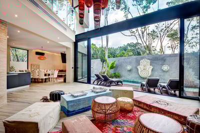 Luxury Villa Photo #8