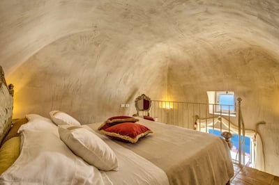 Luxury Villa Photo #28