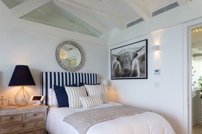 Luxury Villa Photo #43