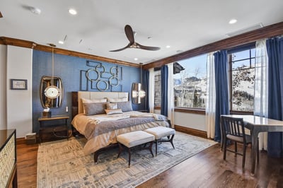 Luxury Villa Photo #6