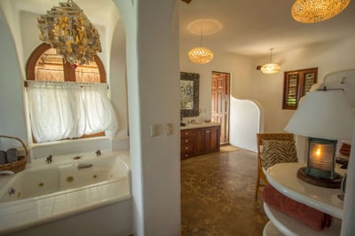 Luxury Villa Photo #21