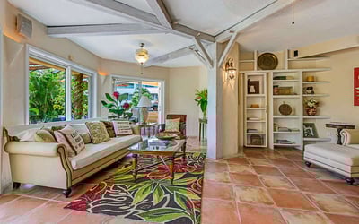 Luxury Villa Photo #12