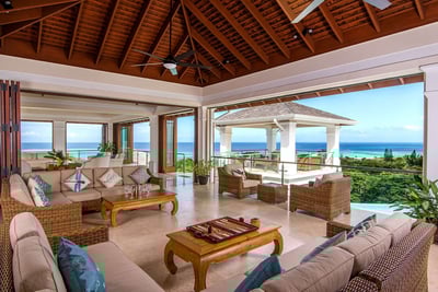 Luxury Villa Photo #12