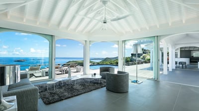 Luxury Villa Photo #26