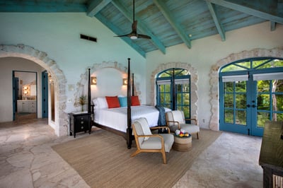 Luxury Villa Photo #33