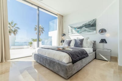 Luxury Villa Photo #45