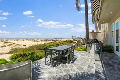 Luxury Villa Photo #2