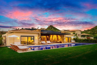 Luxury Villa Photo #3