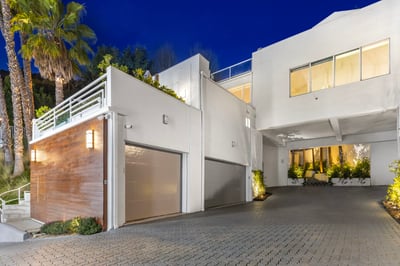 Luxury Villa Photo #12
