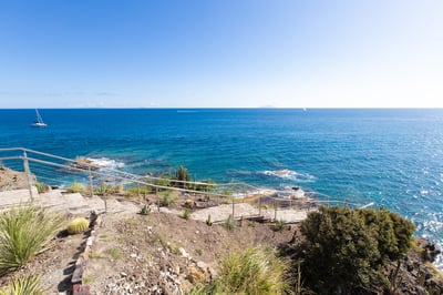 Luxury Villa Photo #8