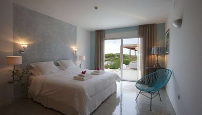 Luxury Villa Photo #26