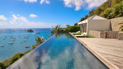 Luxury Villa Photo #7