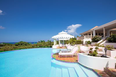 Luxury Villa Photo #10