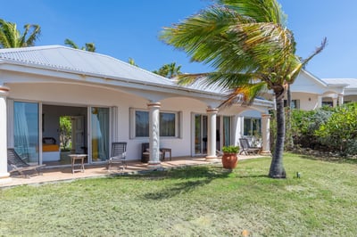 Luxury Villa Photo #4