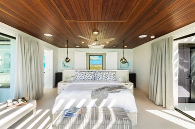 Luxury Villa Photo #25