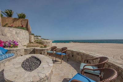 Luxury Villa Photo #6