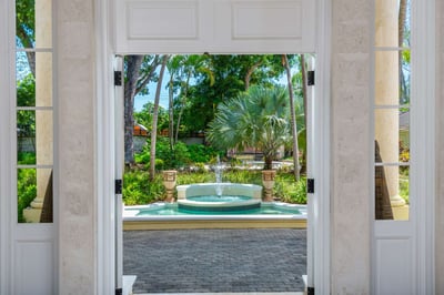 Luxury Villa Photo #10