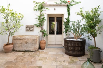 Luxury Villa Photo #7